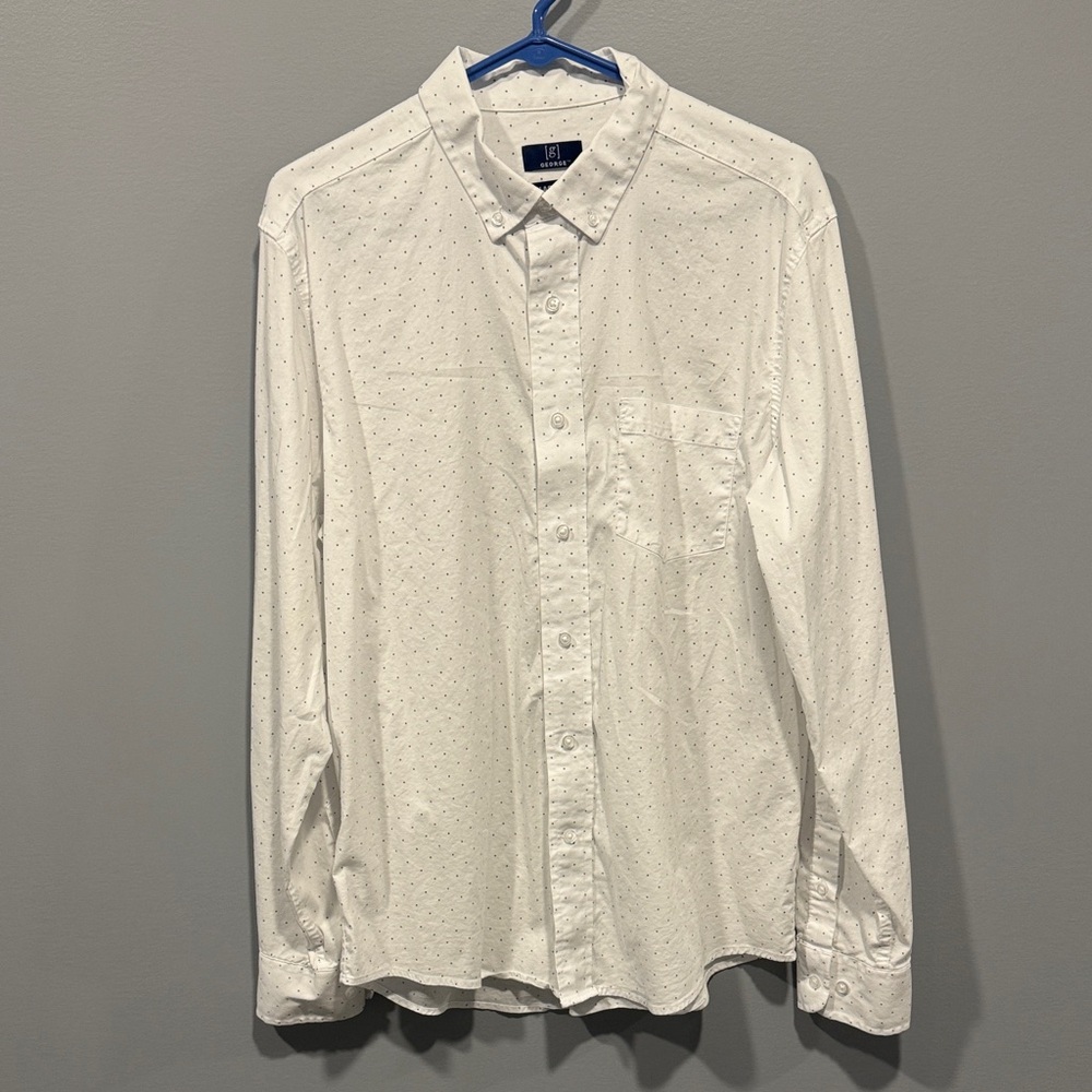 George Mens Button Down Long Sleeve Dress Shirt, Size Medium.